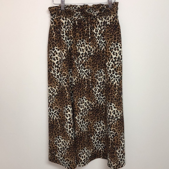 Crescent Drive Leopard Midi Skirt‎ XS/S - Picture 2 of 7